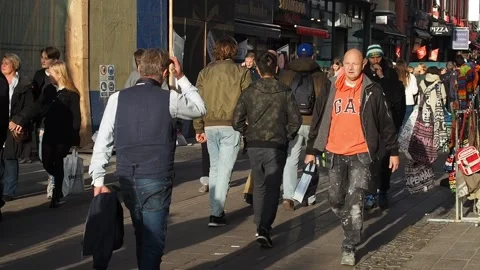 People walking Stock Footage 191600711