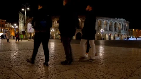 People walking in front of the Verona's Arena at night, Verona, Italy. 스톡 동영상 123700207