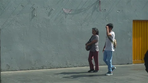 People walking past camera Video stock 124061548