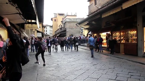 People walking in the Ponte Vecchio, Florence, Italy Stock Footage 70092993
