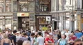 People Walking Rush Hour Shopping Center Busy Crowded Street Vienna Graben Icon HD Footage