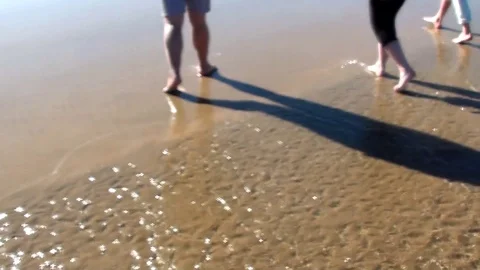 People Walking on Sand 스톡 동영상 89932085