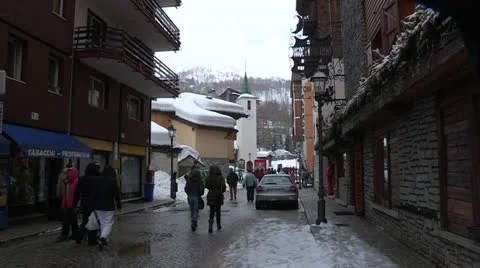 People walking in the snow Stock Footage 22762908