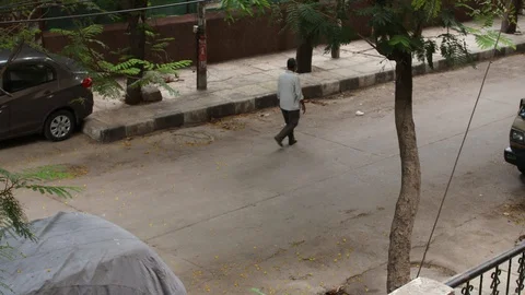 People-walking-in-the-street-during-lockdown-india 스톡 동영상 128276784