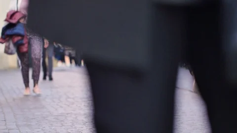 People walking on the streets of Warsaw's Old Town. Video stock 106785993