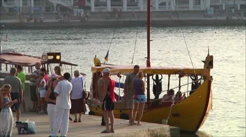 People on the waterfront Stock-Footage 10931442