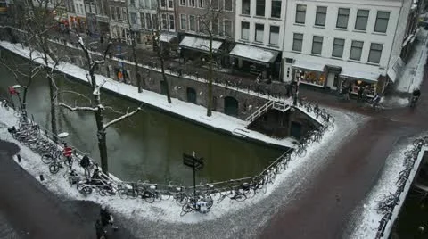 People on winter streets Stock Footage 21227712