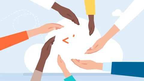 People's hands hold programming icon. Online programing or coding or mobile app Vídeos de archivo 344716957