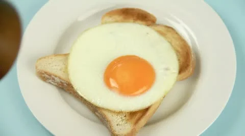Pepper On Egg Video stock 12384453