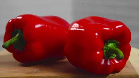 Pepper hitting pepper Stock Footage 194426729