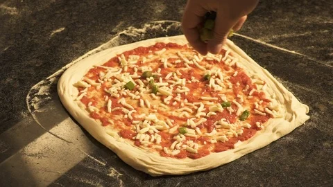 Pepper on Pizza Видео 105418587