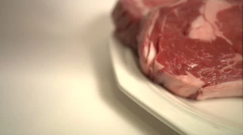 Pepper on Rib Eye Steak Dolly Shot Video stock 8540706