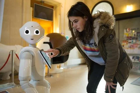  PEPPER ROBOT Pepper, a welcome robot at Paris 15th arrondissement city ha... Fotos Stock