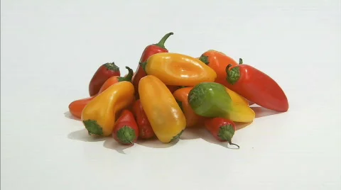 Peppers spinning all3 Stock Footage 631174