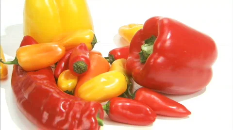 Peppers spinning all3 Stock Footage 631266