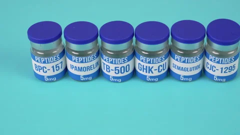 Peptide Vials Labeled BPC-157, Ipamorelin, TB-500, GHK-CU, Semaglutide, CJC.. Vídeos de archivo 342107979
