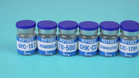 Peptide Vials Labeled BPC-157, Ipamorelin, TB-500, GHK-CU, Semaglutide, CJC.. Vídeos de archivo 342108118