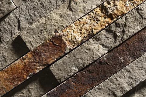 Perendicular view of a tile made up of stone strips Foto stock
