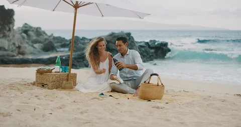 The perfect beach picnic Stock Footage 116262742