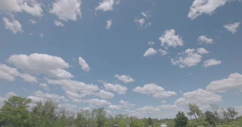 Perfect Blue Sky with Puffy White Clouds Non Graded C Log 3 16mm 스톡 동영상 154272701