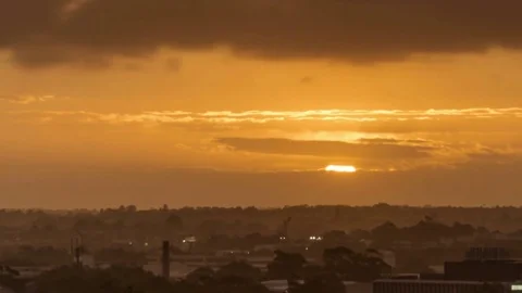 Perfect circle sunset time lapse in city landscape Stock Footage 84161495