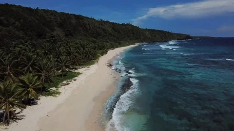 A perfect long white sandy beach in Samoa 库存影片 97566871
