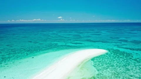 A perfect sandbar beach Stock Footage 109085826