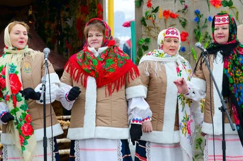 Performance of creative collective during Shrovetide festivities, Gomel, Belarus Foto stock