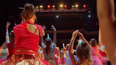 Performance in front of Cheering Crowd on stage Видео 120554076