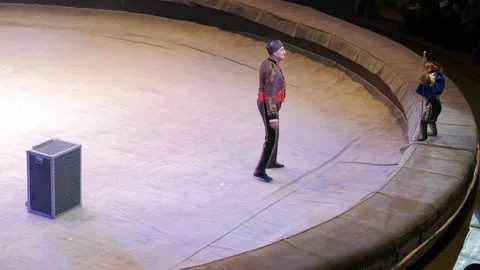 Performance of a monkey trainer in a circus Stock Footage 139113115