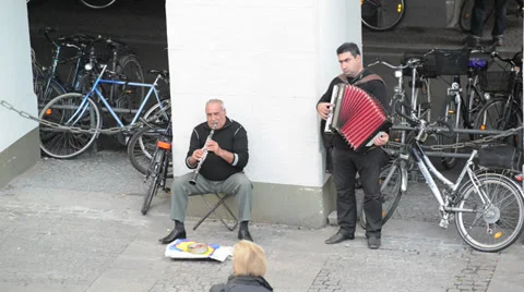 Performance of street musicians Stock Footage 32284017