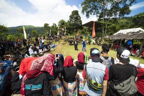 Performing arts in the framework of producing mountains Stock Photos