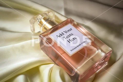 Perfume Bottle Mockup Modèle PSD