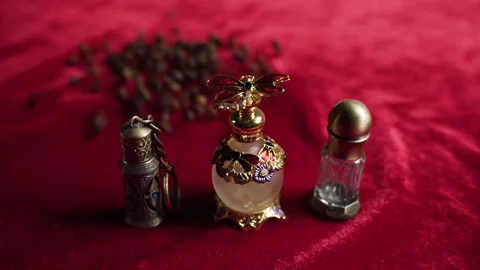 Perfume bubbles Stock Footage 167740929