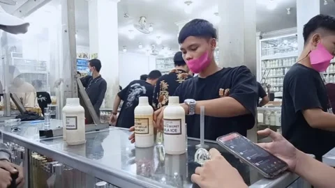 Perfume refill store Stock Footage 205070326