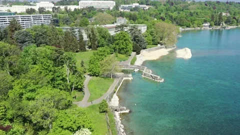 Perle Du Lac - OMC Video stock 135799692
