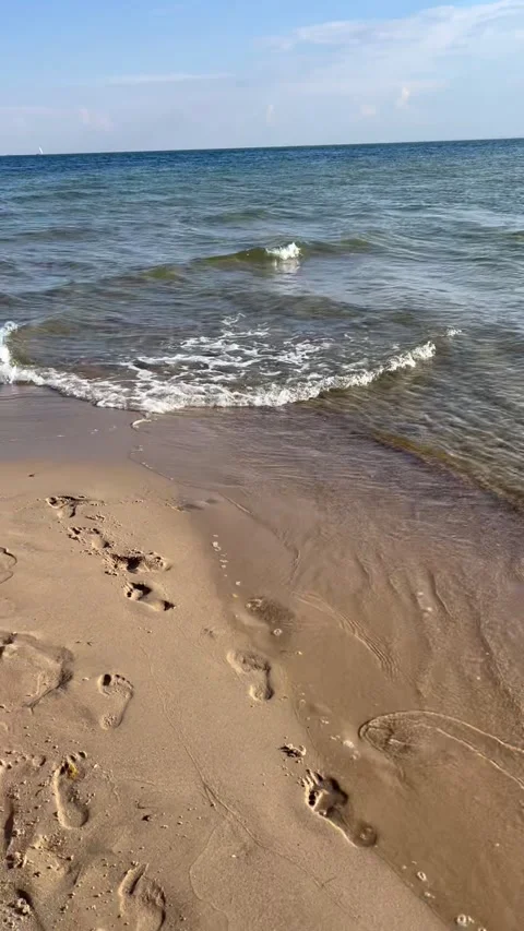 Perpendicular waves meeting at Hel Peninsula Stock Footage 309535732
