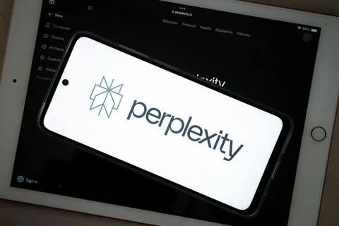 Perplexity ai logo displayed on smartphone Stock Photos