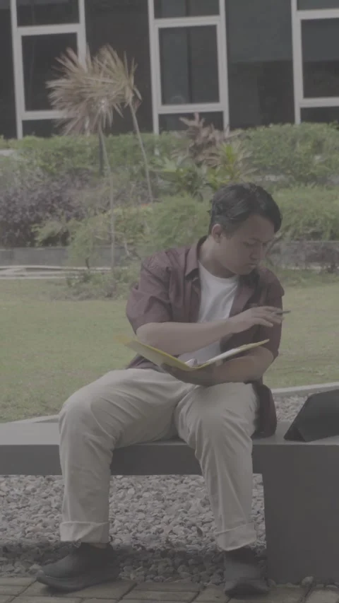 Person in Campus 스톡 동영상 329844640