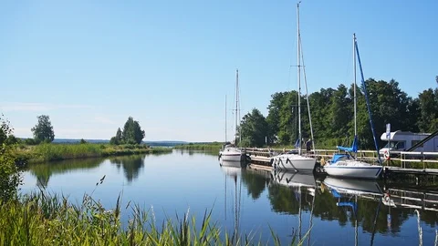 Person picking up stuff on sailboat Stock Footage 95895107