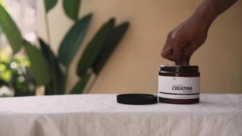 Person preparing athletic performance enhancing product Vídeo Stock 330189341