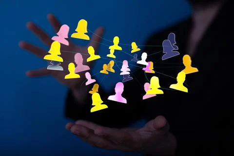 Person presenting a virtual projection of human network Illustrazione stock