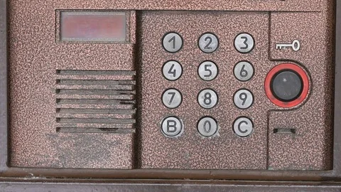Person push buttons on a panel of intercom system Vídeo Stock 71508400