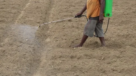 Person Spraying Mist Stock-Footage 336684697
