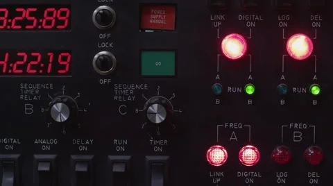 Person turning a control button on the machine 스톡 동영상 67553841