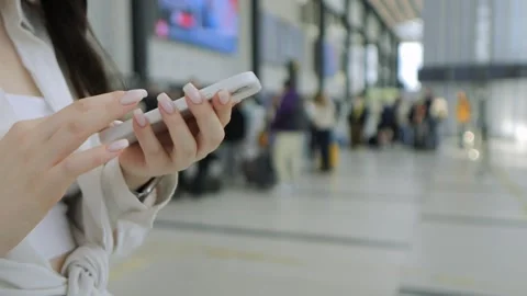 Person is using a tablet with a green screen Stock Footage 311395717