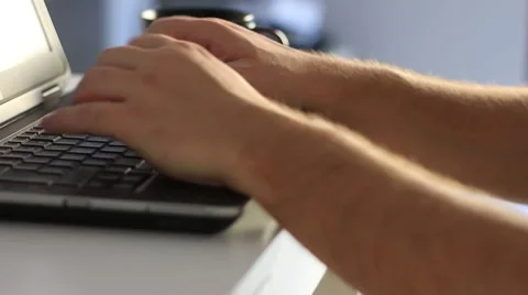 Person working from home. Vídeos de archivo 61898229