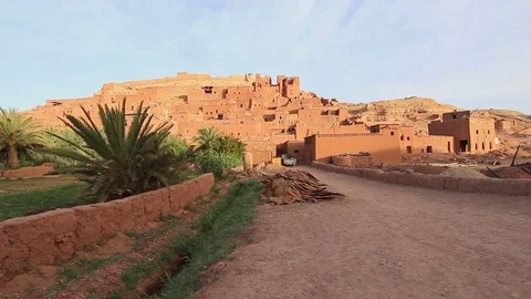 Personal view of walking in desert scenic city Ait-Ben-Haddou Castle in Morocco 스톡 동영상 85456007