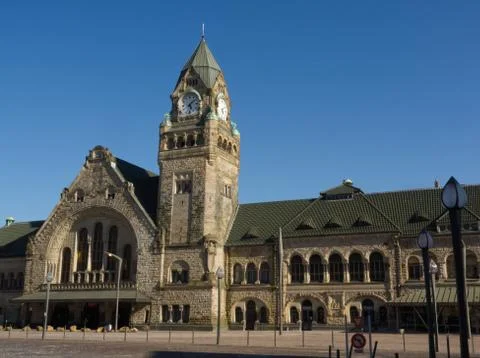 Perspective view of the famous train station in Metz Stock Photos