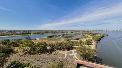 Perth, Western Australia -01 01, 2026: Aerial View Of Boorloo pedestrian Bridge Video stock 329327241